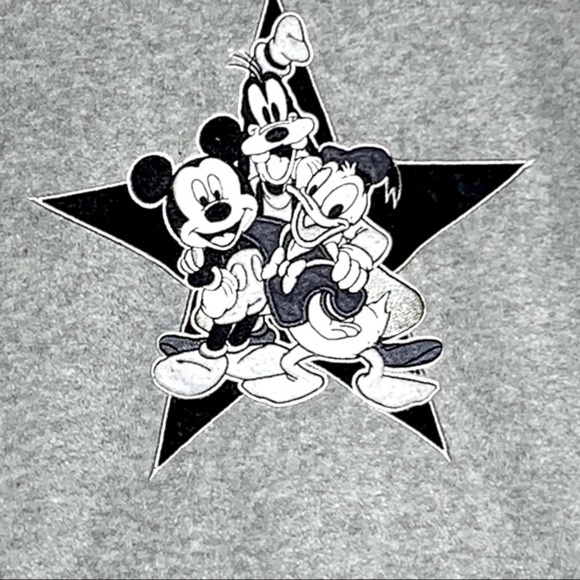 Disney Hoodie w/front pocket - Picture 4 of 7